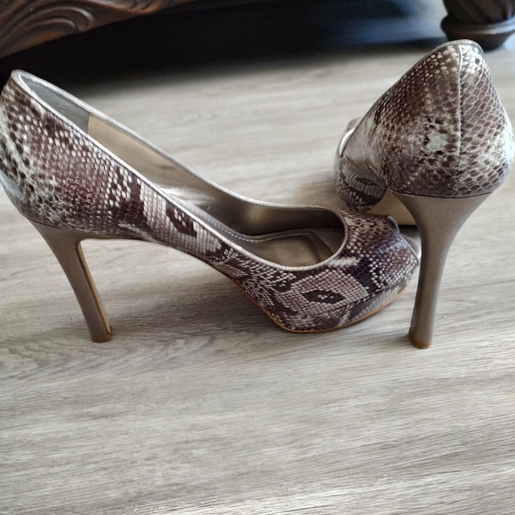 New Anne Klein shoes sz 9.5m - Picture 2 of 4